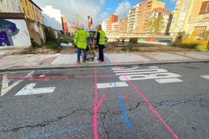 Cae el muro de Feve en León. RAMIRO