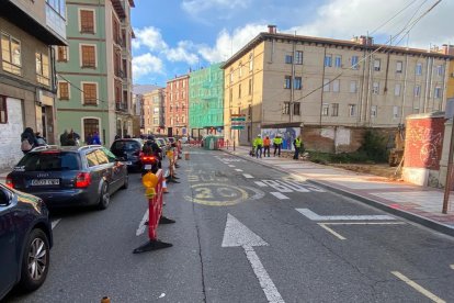 Cae el muro de Feve en León. RAMIRO