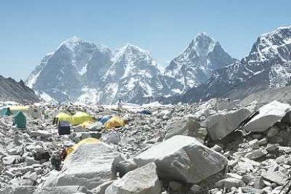 Campamento base en el que los miembros de la expedición descansan y preparan la siguiente etapa.