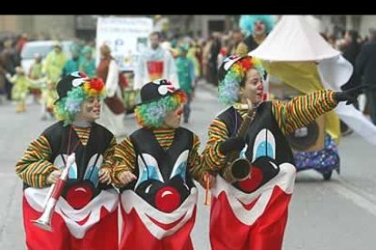 No hay Carnaval que se precie sin la presencia de los consabidos payasos.