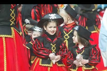 El colegio Peñalba disfrazó a algunos de sus alumnos en piratas.