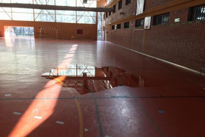 Polideportivo del colegio. DL
