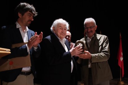 Homenaje a Gamoneda en Gordoncillo. PEIO GARCÍA