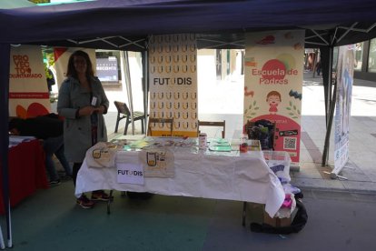 La Feria del Voluntariado en León. JONATHAN NOTARIO
