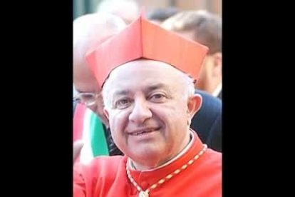 El Arzobispo de Milán, de 71 años, es un experto en moral y en problemas sobre la paz y la globalización. Para algunos expertos representaría el retorno a un papa italiano y tradicional.