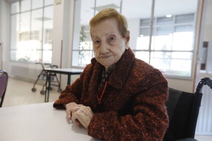 Ángeles de la Fuente es la mujer más longeva de León. MARCIANO PÉREZ