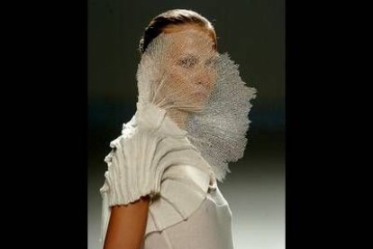 El tul y las transparencias, una de las tónicas del diseñador Mallorquín en su paso por Cibeles.