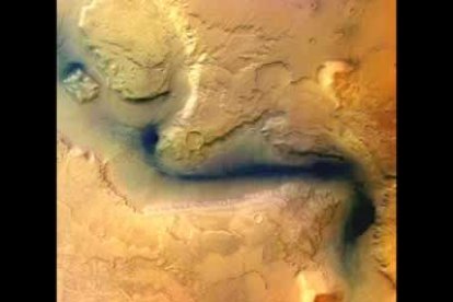 «Se trata de agua congelada y dióxido de carbono helado que están ahí, en la superficie, hoy en día», ha precisado uno de los responsables de la misión, Jean-Loup Bertaux.