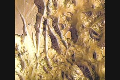 La zona fotografiada corresponde a una parte de un área de 1.700 kilómetros de largo y 65 de ancho.