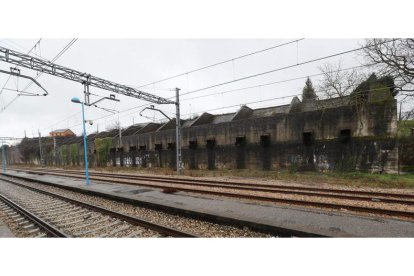Vista de las instalaciones para el transporte de carbón en la estación de Bembibre. A.F. BARREDO