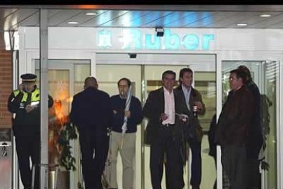 La Princesa de Asturias había ingresado en la clínica Ruber a las ocho de la tarde. Estuvo acompañada en todo momento por su marido, el Príncipe de Asturias.