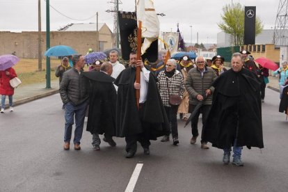 Ofrenda de los ayuntamientos del voto a La Virgen del Camino. J. NOTARIO