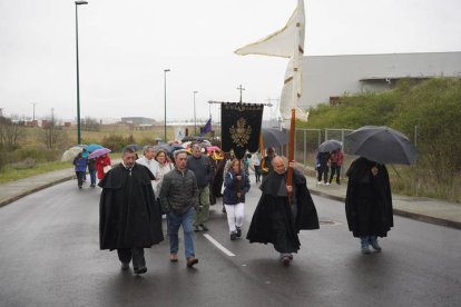 Ofrenda de los ayuntamientos del voto a La Virgen del Camino. J. NOTARIO