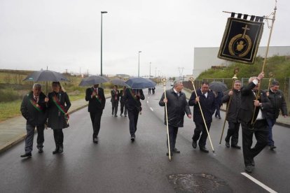 Ofrenda de los ayuntamientos del voto a La Virgen del Camino. J. NOTARIO