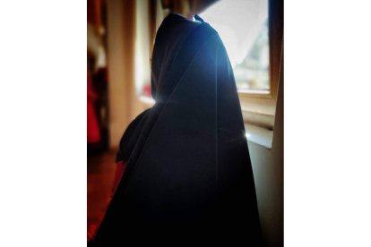 Mantilla de ir a misa. DL