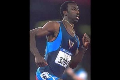 Su doblete en 400 y 200 metros (con un récord del mundo increíble) es uno de los grandes momentos de la historia del atletismo. Triunfó en las pruebas más largas de la velocidad a pesar de su peculiar estilo.