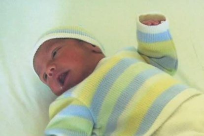 Fecha de nacimiento: 1 de febrero<br> Nombre del padre: Pedro César González Pérez<br> Nombre de la madre: Asunción Gutiérrez Ramón<br>