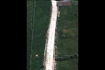 Un tramo del camino a su paso por la localidad de Leboreiro, en <B>Melide</B>(A Coruña). .