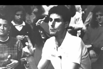 El fenómeno televisivo del momento en España era Uri Geller, la mágica facilidad con la que doblaba metales le hizo famoso en todo el mundo.