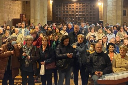 La iglesia del Mercado, abarrotada para el acto. RAMIRO