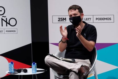 Tras abandonar sus cargos en el Gobierno para ser cabeza de lista por Unidas Podemos en Madrid, Pablo Iglesias anunció que abandonaba la política la misma noche de los comicios en los que Isabel Ayuso volvió a salir reelegida. CHEMA MOYA
