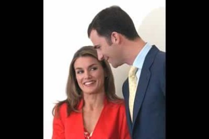 La pareja se mostró como en otras ocasiones, cómplice y muy enamorada.