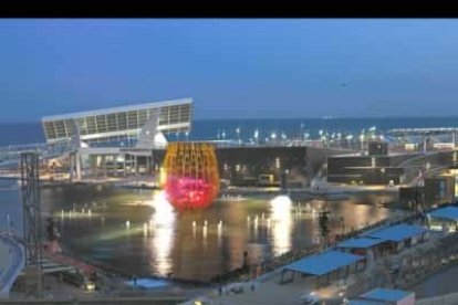 Tras la inauguración oficial, tuvo lugar un acto único de luz y color para dar comienzo al Fórum 2004