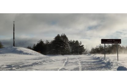 Foncebadón, cubierto de nieve esta mañana. DL