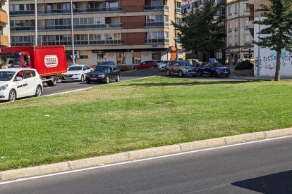 Espectacular accidente en la gasolinera de Eras. DL
