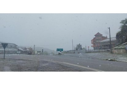 Las previsiones meteorológicas ya anunciaban nieve para este viernes. DL