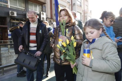 Manifestación en León cuando se cumple un año de la guerra en Ucrania. RAMIRO