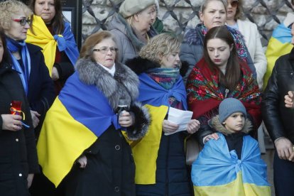 Manifestación en León cuando se cumple un año de la guerra en Ucrania. RAMIRO