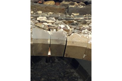 La cubierta peligra y puede desplomarse. DL