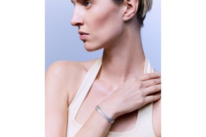 Pulsera oro blanco de la Joyería Suárez con un valor de 15.900 euros. J. S.