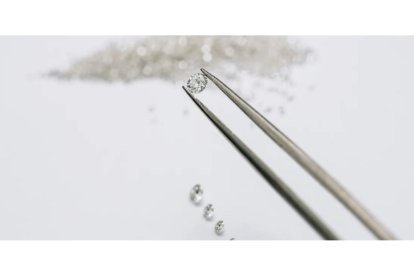 Diamantes en la Joyería Suárez. J. S.