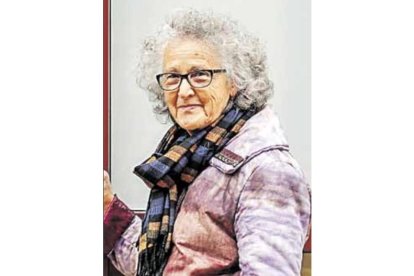 Elisabet González, maestra jubilada: «No soy muy
de iglesia, pero creo que soy espiritual. Creo que la bondad es un poco olvidarte del yo; cuando conectas con
el nosotros es imposible que estés haciendo el mal».