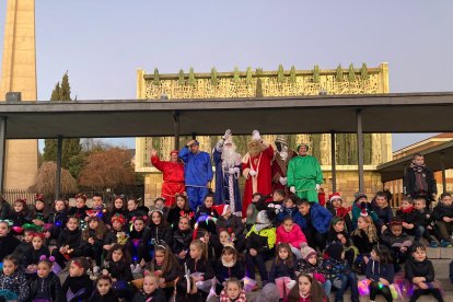 Visita de los Reyes Magos a la Basílica de la Virgen del Camino. DL
