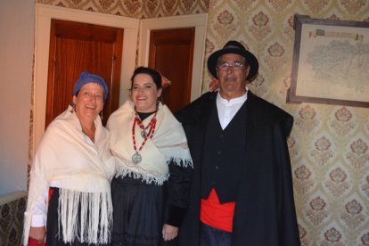 Boda tradicional paramesa en Pobladura de Pelayo García. ARMANDO MEDINA (6)