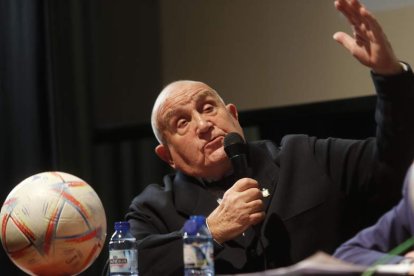 Cubelos. L. DE LA MATA