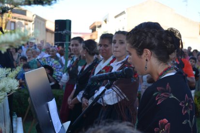 Boda tradicional paramesa en Pobladura de Pelayo García. ARMANDO MEDINA