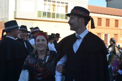 Boda tradicional paramesa en Pobladura de Pelayo García. ARMANDO MEDINA