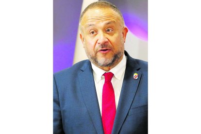 Gerardo Álvarez Courel. Concejal de Bembibre. PSOE.