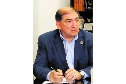 José Pellitero. Alcalde de Valdefresno. PSOE.