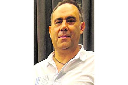 Valentín Martínez. Alcalde de Villaturiel. UPL.