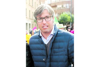 Emilio Orejas. Alcalde de Valdelugueros. PP.