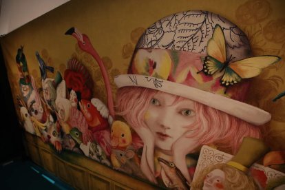 Pinocho, La Bella y la Bestia, Shrek, Cenicienta, La Bella Durmiente, Alicia en el País de las Maravillas y Caperucita Roja son algunos de los cuentos integrados
en la exposición del Museo Munic de Carracedelo y recogidos en este conjunto de imágenes que permiten aproximarse a una propuesta única de grandes escenografías y esculturas digitales, libros ilustrados históricos y mucho más.   L. DE LA MATA