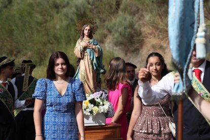 Procesión hacia el Santuario. ANA F. BARREDO