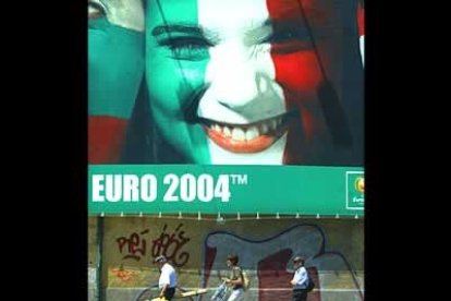 Tanto en vallas publicitarias...