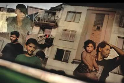 La imagen pertenece a una serie titulada «Roma en Eslovaquia» y ganó el primer premio en historias de la vida diaria.