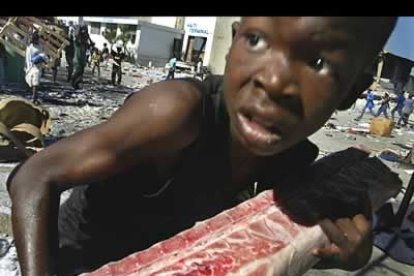 La guerra civil en Haiti, retratada en esta imagen, motivó el segundo premio en noticias puntuales.